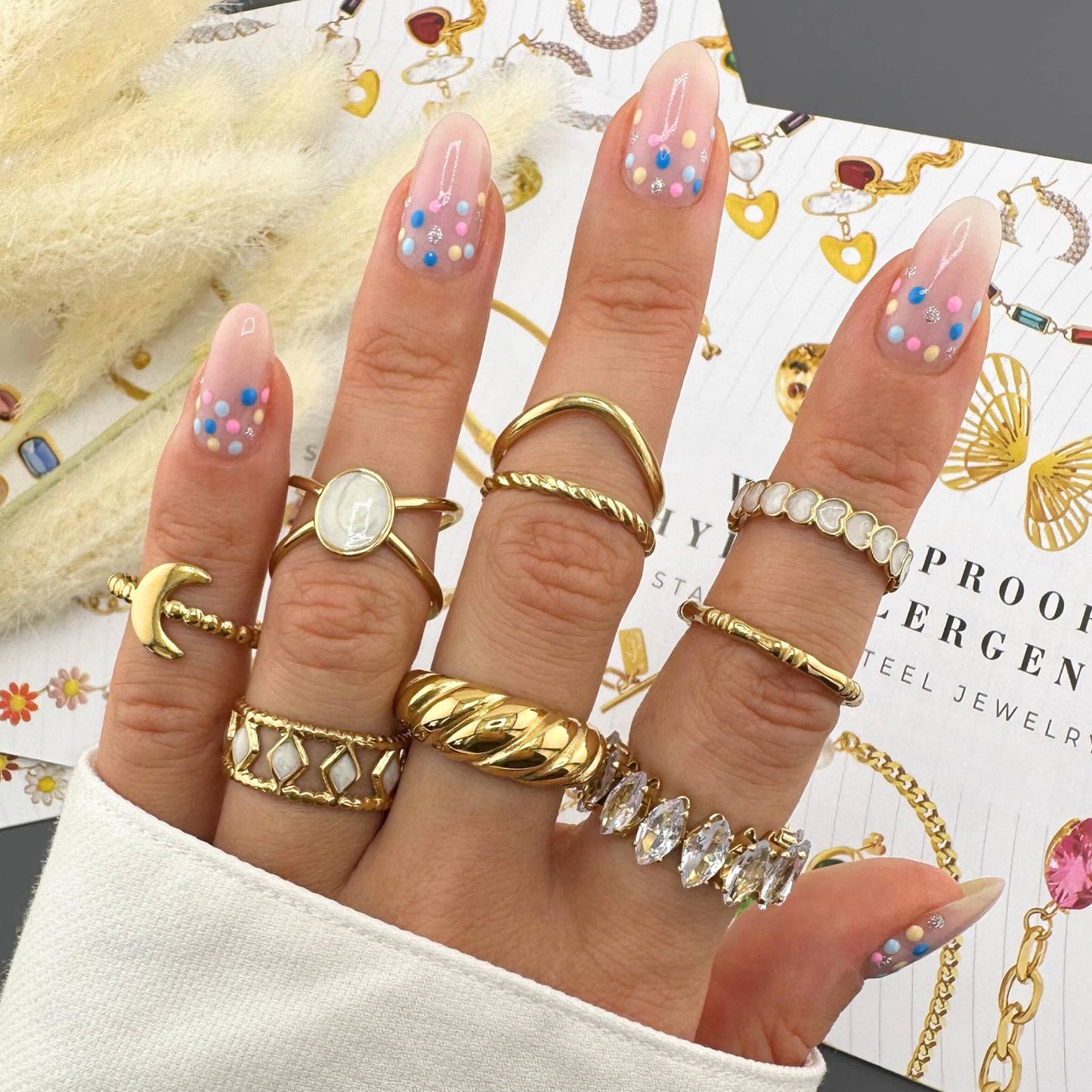 White Geometric Ring