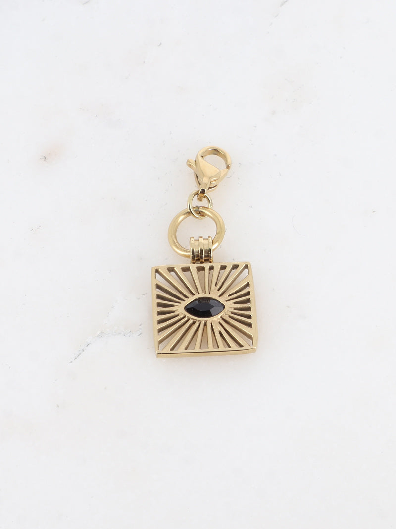 Isia Charm