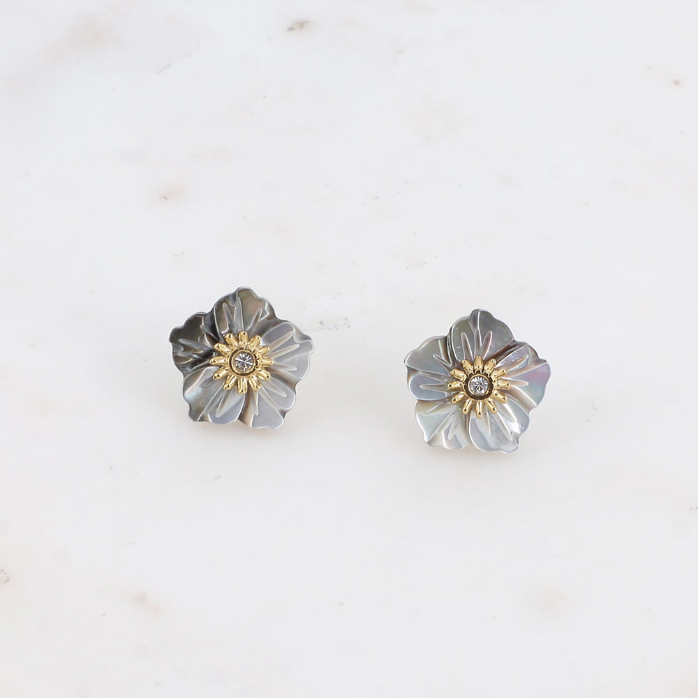 Elfie Studs