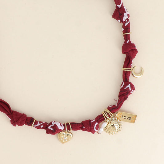 Ribbon Necklace