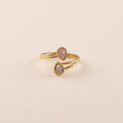 Teardrop stone ring