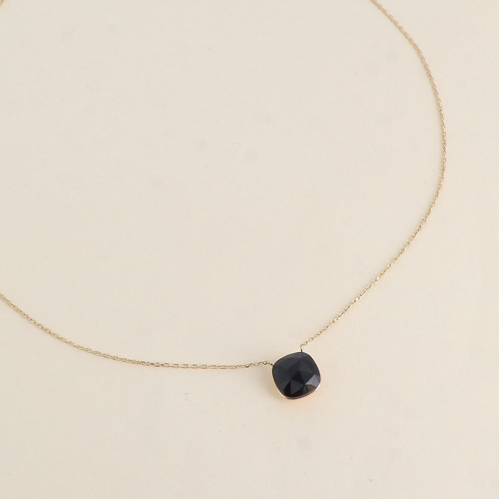 Béa Gold Necklace