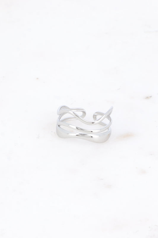 Three Wavy Lines Ring